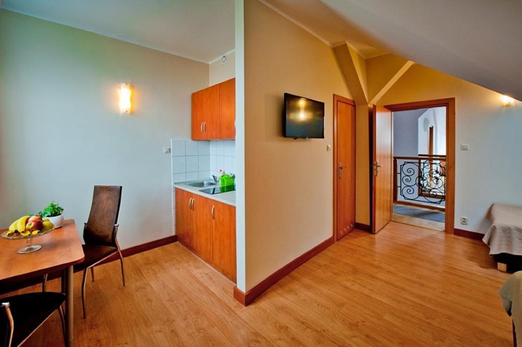 Hl Lebski Apartamenty Łeba Habitación foto