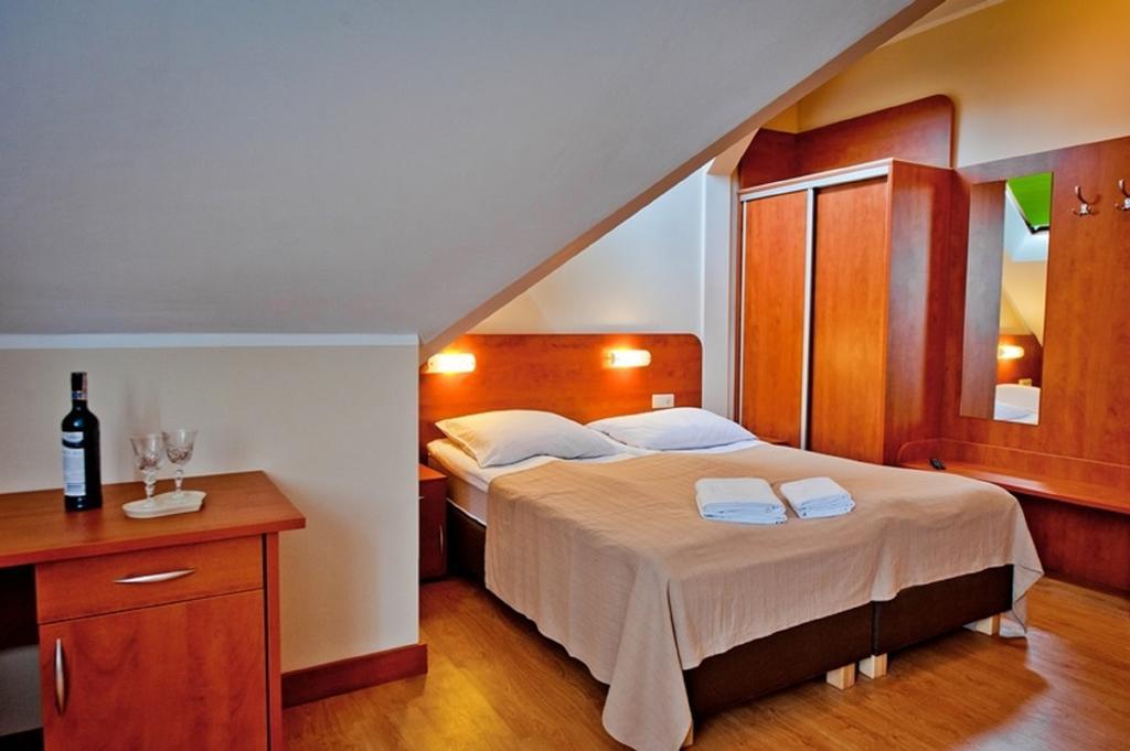 Hl Lebski Apartamenty Łeba Habitación foto