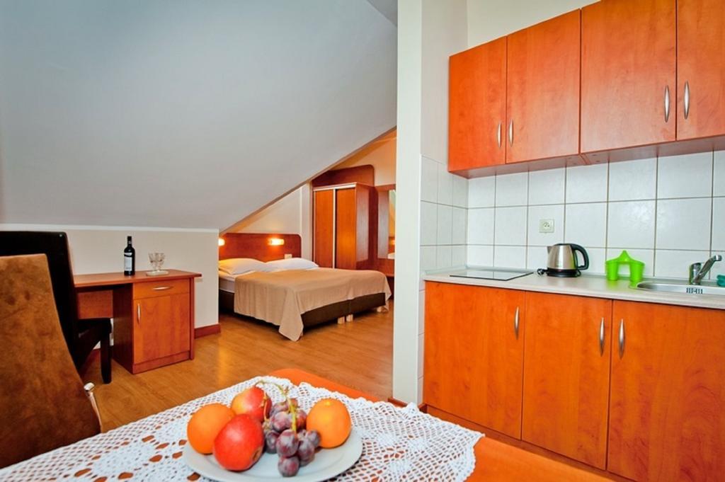 Hl Lebski Apartamenty Łeba Habitación foto